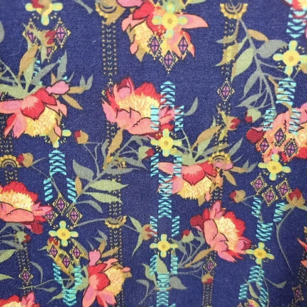 Lularoe floral irma - Picture 6 of 6
